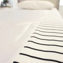 Glidelagen med satin - 200x200 cm